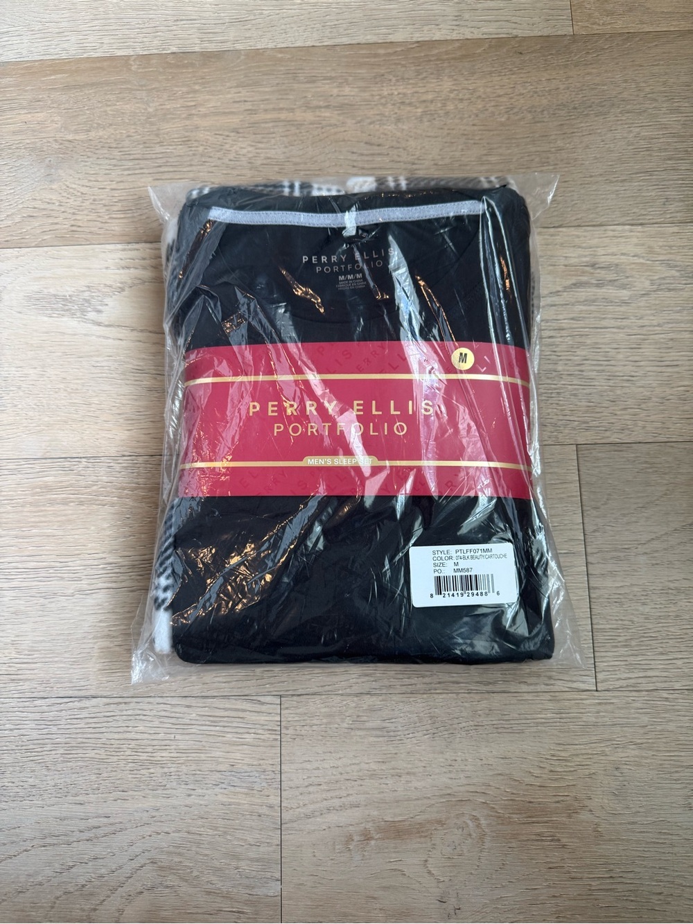 Perry Ellis Portfolio Men's Sleep Set - Long Sleeve and Fleece Pants - M - NWT